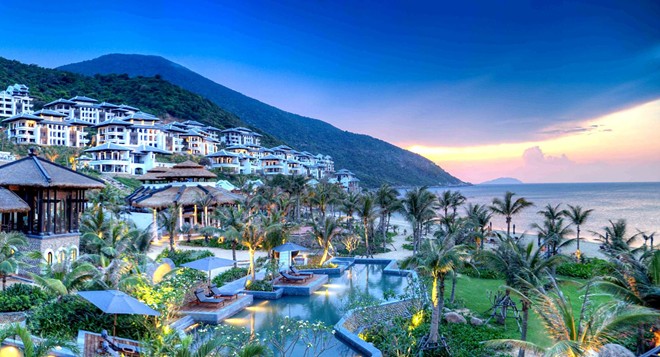 
Một trong những resort đẹp nhất thế giới tại Sơn Tr&agrave; (Đ&agrave; Nẵng) do đại gia Việt sở hữu
