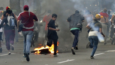Một vụ biểu tình ở thủ đô Caracas của Venezuela. Ảnh: CBC