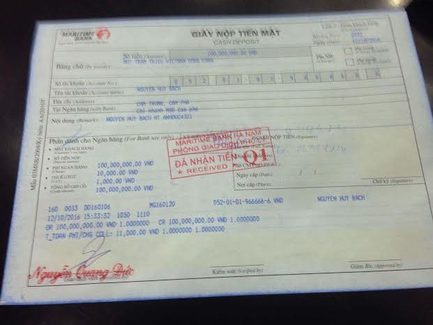 
Ng&acirc;n h&agrave;ng y&ecirc;u cầu anh B&aacute;ch chứng minh ai gửi tiền cho m&igrave;nh d&ugrave; anh B&aacute;ch đ&atilde; cung cấp giấy nộp tiền mặt. Ảnh: NVCC
