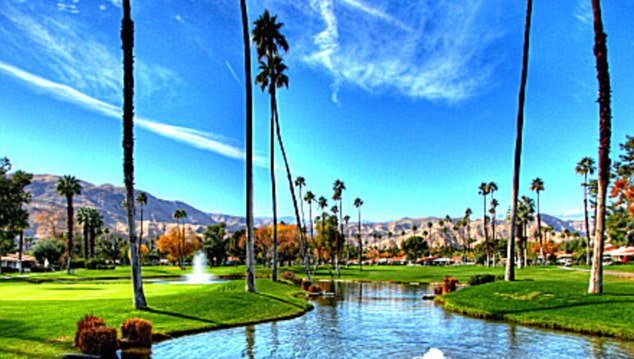 
Rancho Mirage là một điểm đến nổi tiếng với những sân golf đẳng cấp thế giới.

 
