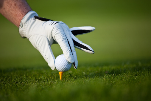 Hole-in-one là cú đánh mơ ước của mọi tay golf.