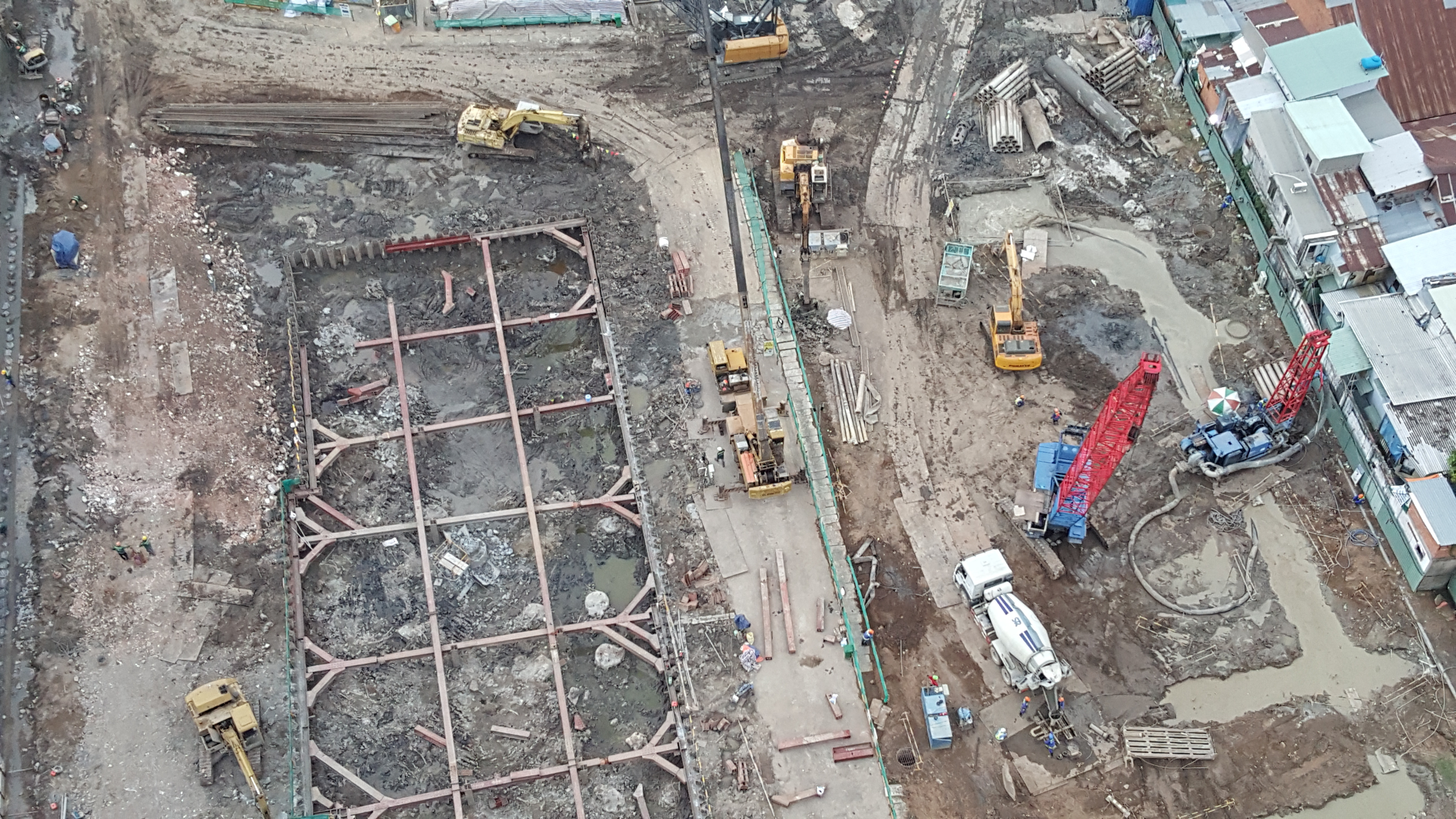 Thi công tuyến metro số 1 dự án đã đẩy giá nhà đất khu Đông tăng mạnh suốt nhiều năm qua.