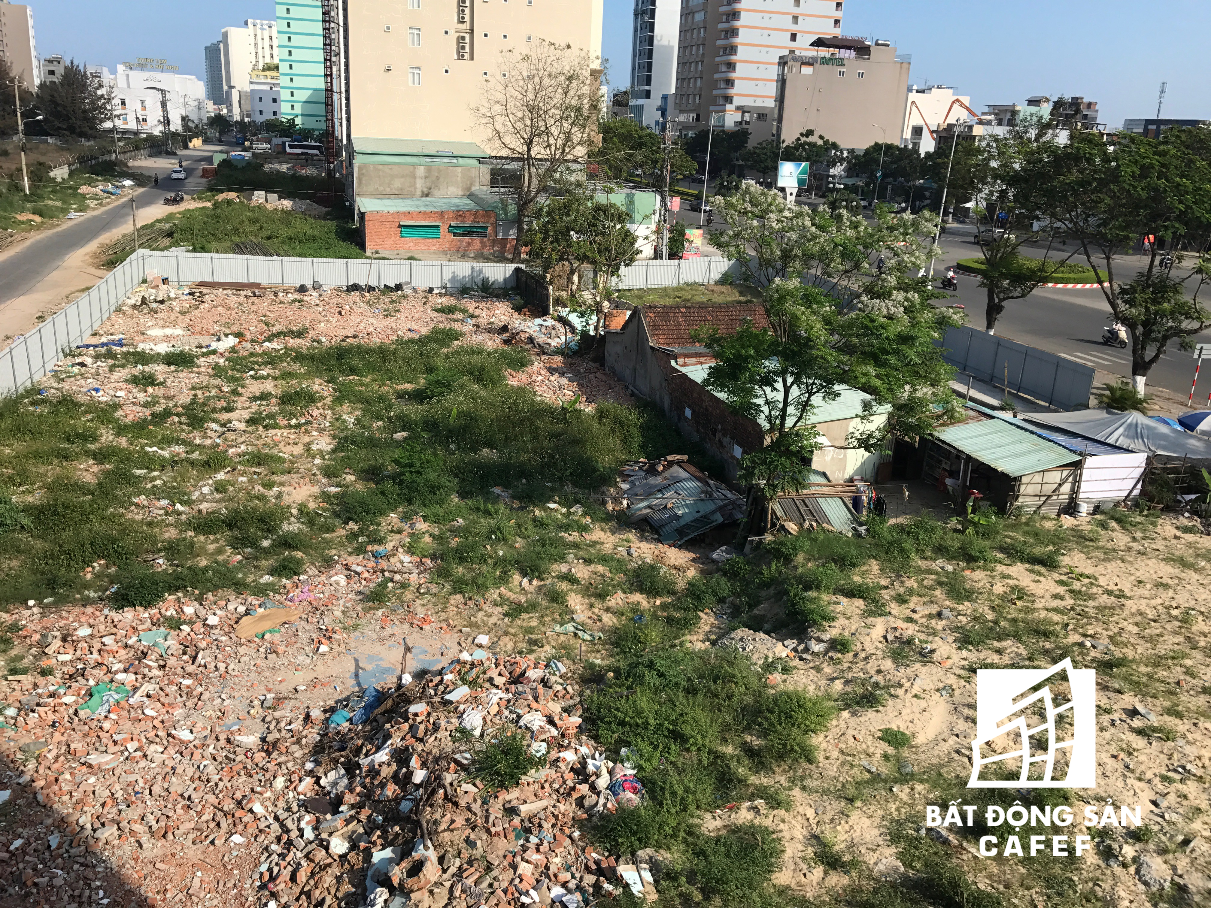 Để chào đón sự kiện APEC 2017, hoạt động xây dựng ở những khách sạn có thương hiệu quốc tế đã được đẩy mạnh. Đáng chú ý, thị trường sẽ chào đón những thương hiệu khách sạn quốc tế là Sheraton, Marriot và Hilton.