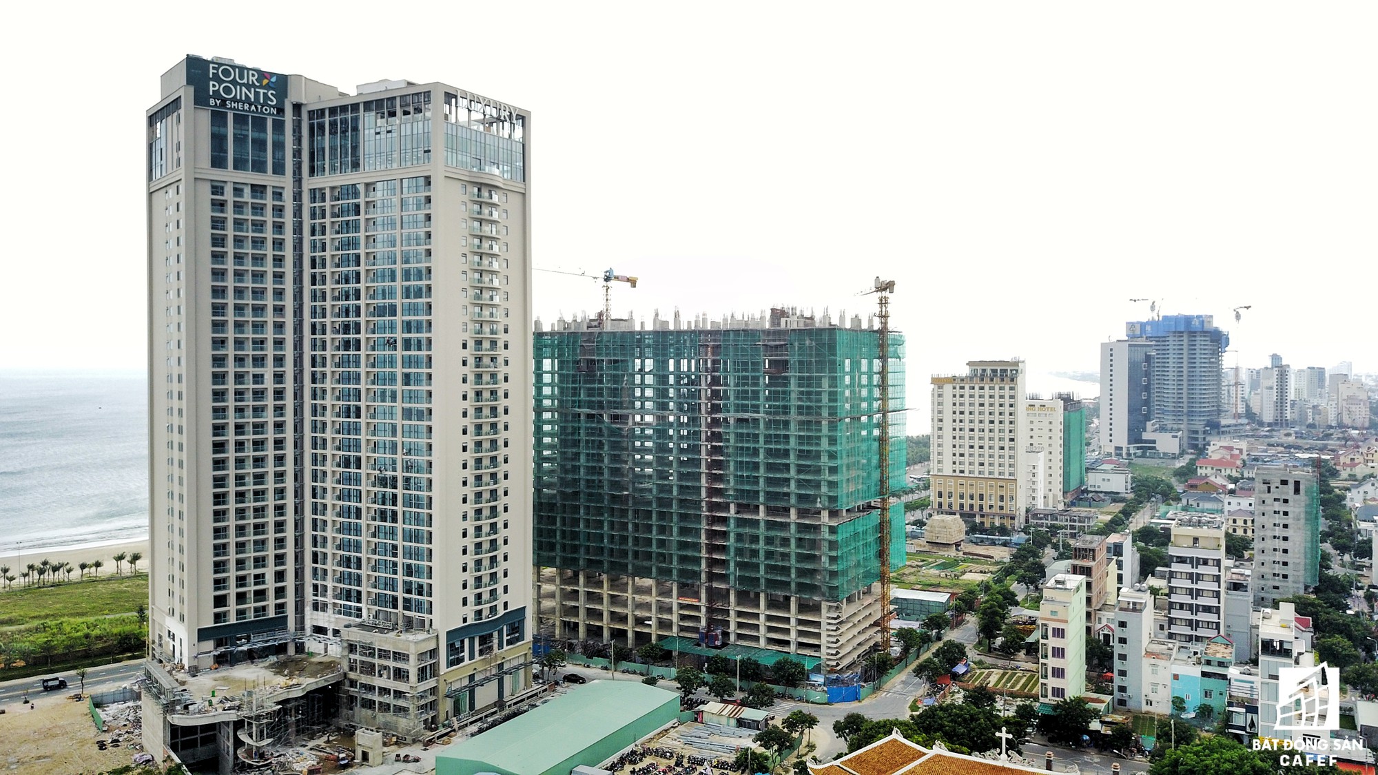 Năm 2016, theo thống kê của Tập đoàn tư vấn và quản lý BĐS CBRE, chỉ tính trong nửa đầu năm 2016, thị trường condotel ở Đà Nẵng chứng kiến sự tăng trưởng mạnh về nguồn cung với 2.436 căn, nâng tổng nguồn cung căn hộ khách sạn tăng lên 3.084 căn.