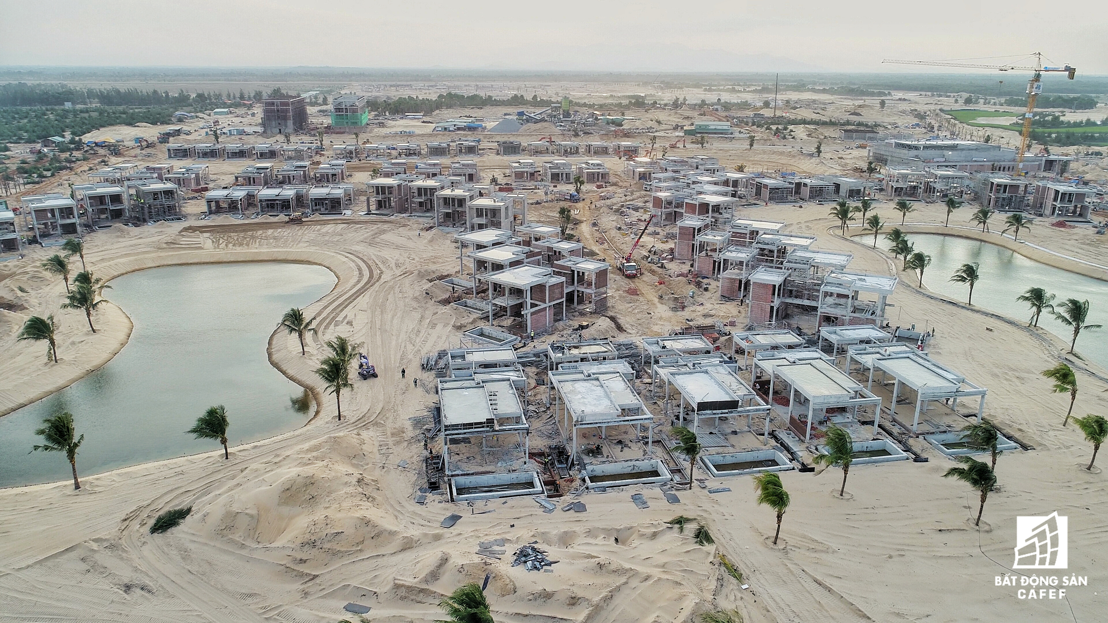 Dự án tổ hợp nghỉ dưỡng của Vingroup đang được thi công rầm rồ, đánh thức một vùng đất khô cằn Nam Hội An