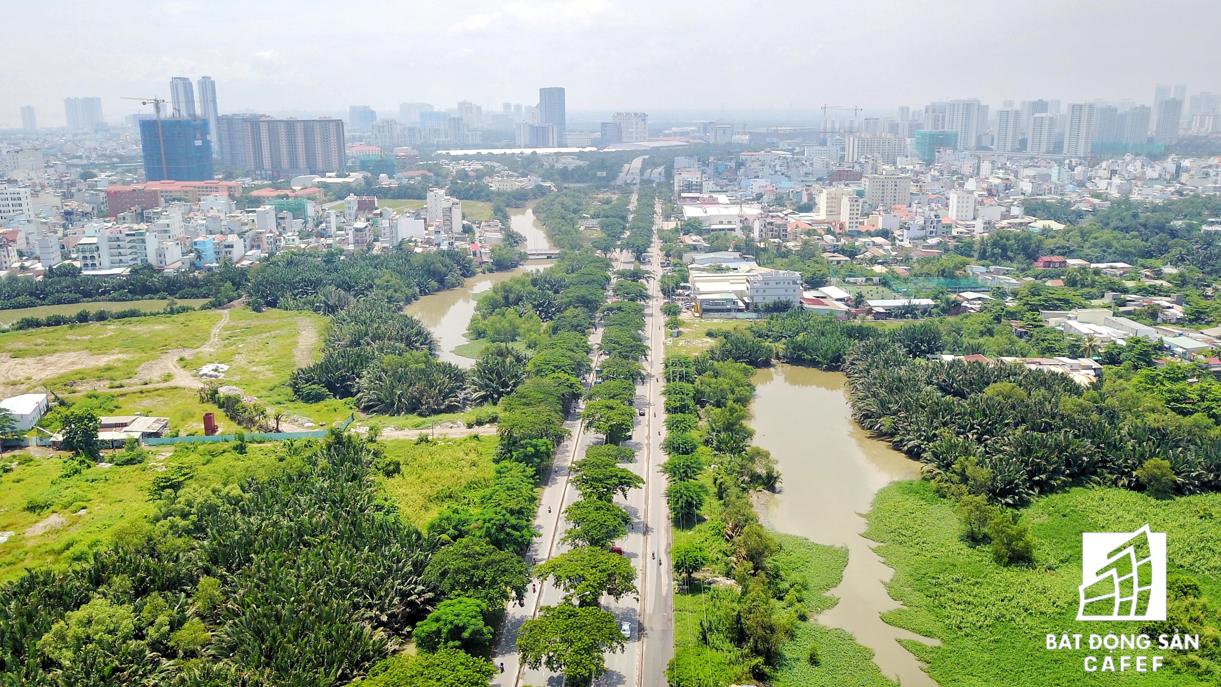 Khu đất tọa lạc ngay đầu đường Nguyễn Văn Linh - tuyến xương sống của khu đô thị kiểu mẫu Phú Mỹ Hưng.