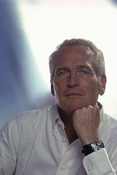 
Nam diễn viên Paul Newman với chiếc đồng hồ Rolex nổi tiếng.
