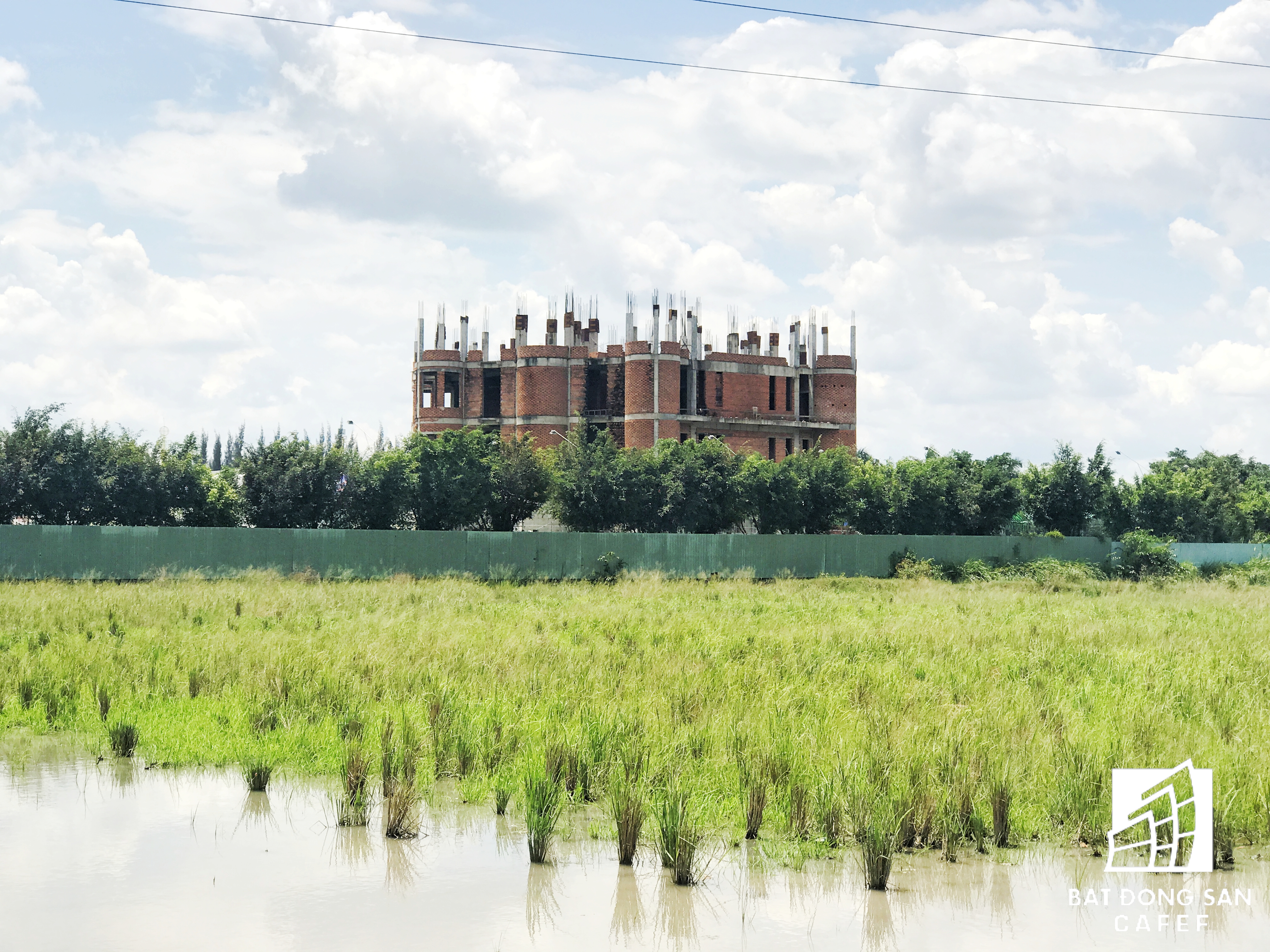 Cận cảnh Happyland – siêu dự án 2 tỷ USD hoang vu tại Long An - Ảnh 7. Cận cảnh Happyland – siêu dự án 2 tỷ USD hoang vu tại Long An - Ảnh 7.