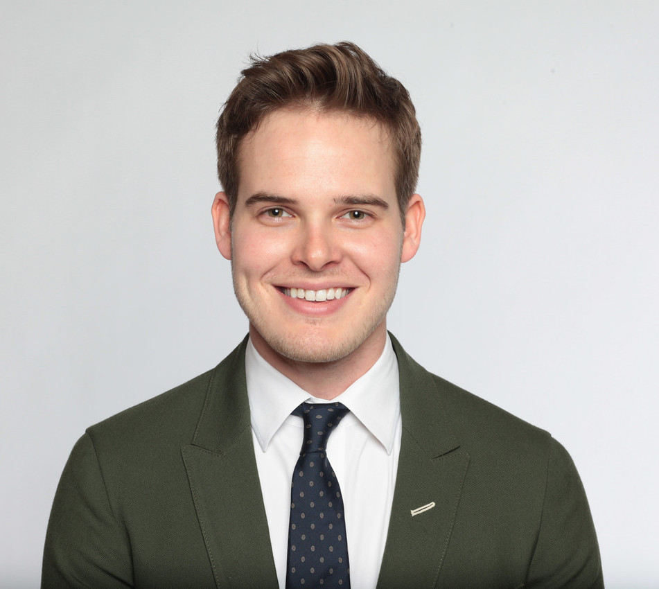 Triệu phú tự lập Kyle Taylor luôn tự nghi ngờ mỗi quyết định của chính mình để có được kết quả tốt nhất trong kinh doanh.