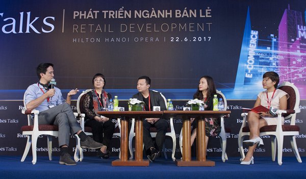 Chia sẻ tại diễn đàn về bán lẻ