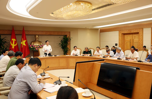 
Phó Thủ tướng Vương Đình Huệ cho rằng sắp xếp, cổ phần hóa doanh nghiệp nhà nước làm đến đâu tốt đến đó, bảo đảm lợi ích cao nhất của đất nước Ảnh: THÀNH CHUNG
