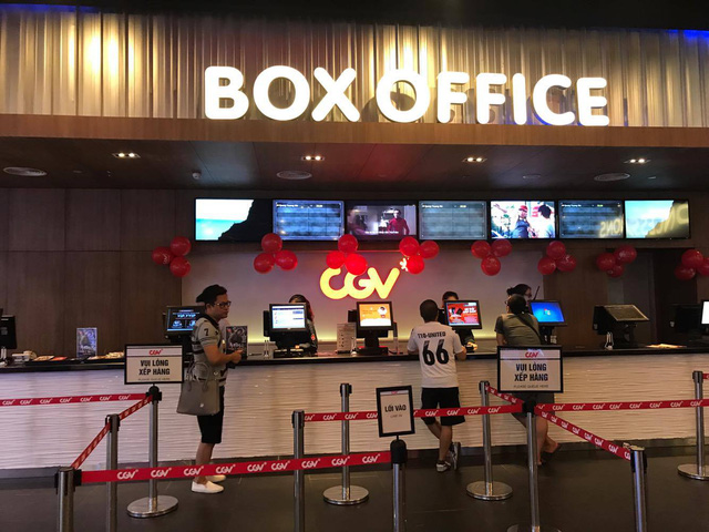 Lượng khách đến CGV Times City khá thưa thớt trong những ngày đầu khai trương. Ảnh: Thái Hà