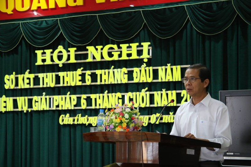 Ông Nguyễn Thanh Dũng, Phó Chủ tịch UBND TP Cần Thơ, phát biểu tại hội nghị. Ảnh: HẢI DƯƠNG