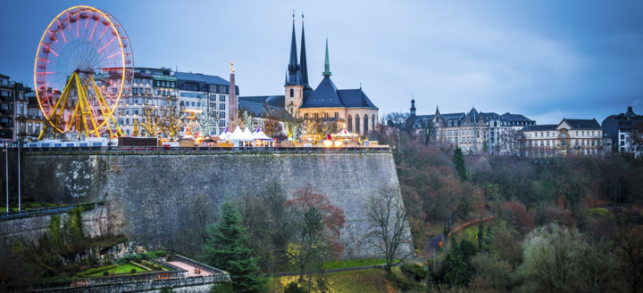 kham pha luxembourg - trai tim xanh cua chau au hinh 1