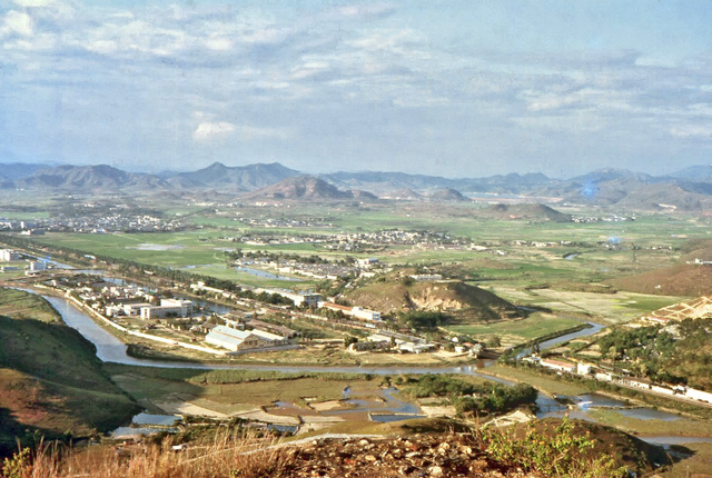 
Thẩm Quyến năm 1964 và...
