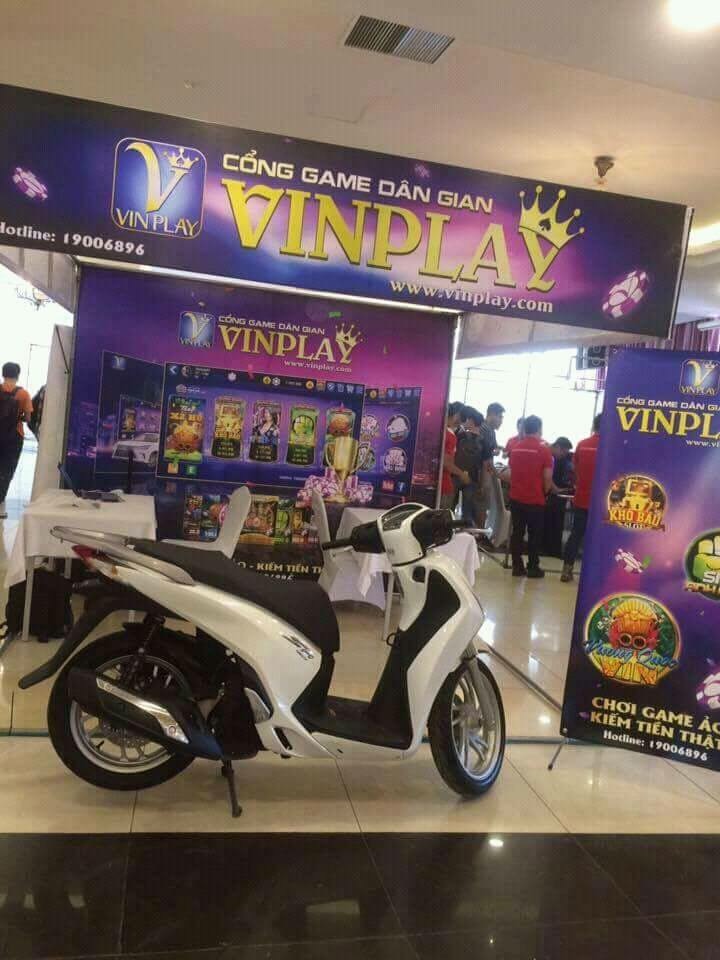 Luôn quảng cáo các trò chơi hoành tráng, chơi game ảo, kiếm tiền thật