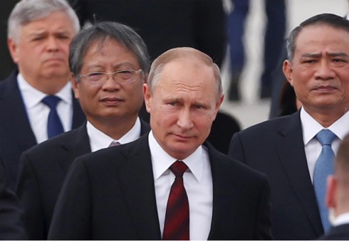 Tổng thống Nga Vladimir Putin có mặt tại Đà Nẵng sáng 10/11. Ảnh: Reuters.