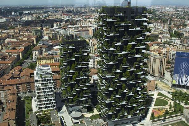 Tòa nhà Bosco Verticale được thiết kế thân thiện với thiên nhiên và có hệ thống tưới nước riêng. 