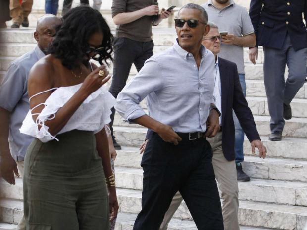 
Vợ chồng cựu tổng thống Mỹ Barack Obama đi nghỉ ở Tuscan
