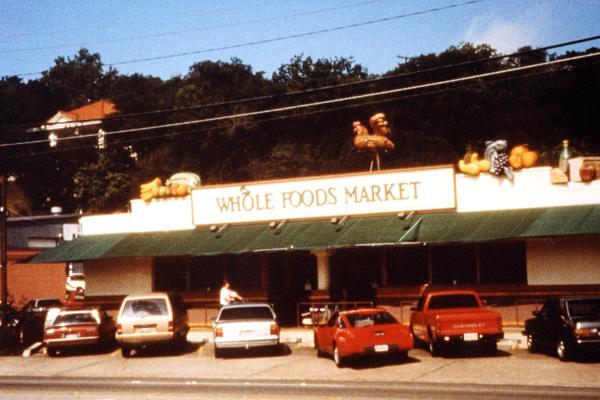 Cửa hàng Whole Foods đầu tiên.