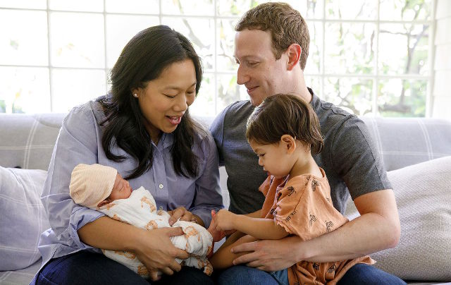 Mark Zuckerberg, vợ Priscilla Chan và 2 con gái.