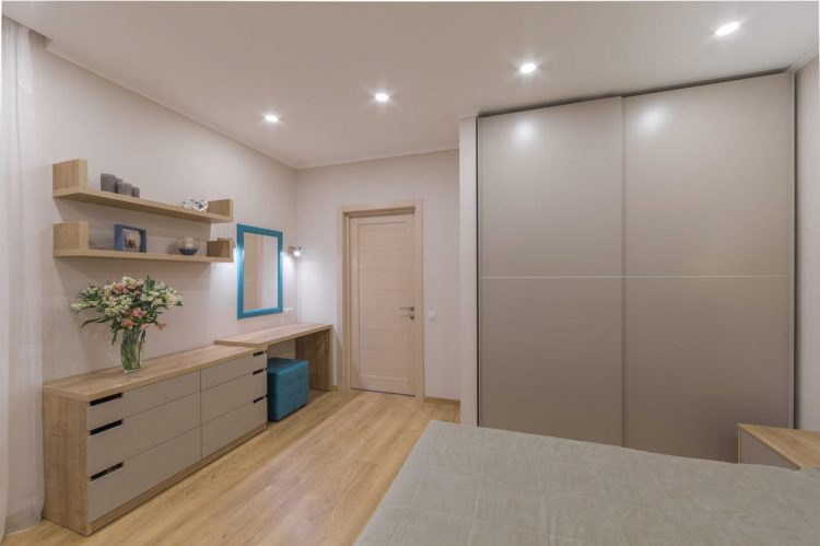 Không quá nhiều đồ đạc, mọi thứ đều được thiết kế đơn giản mà vô cùng ấm cúng.