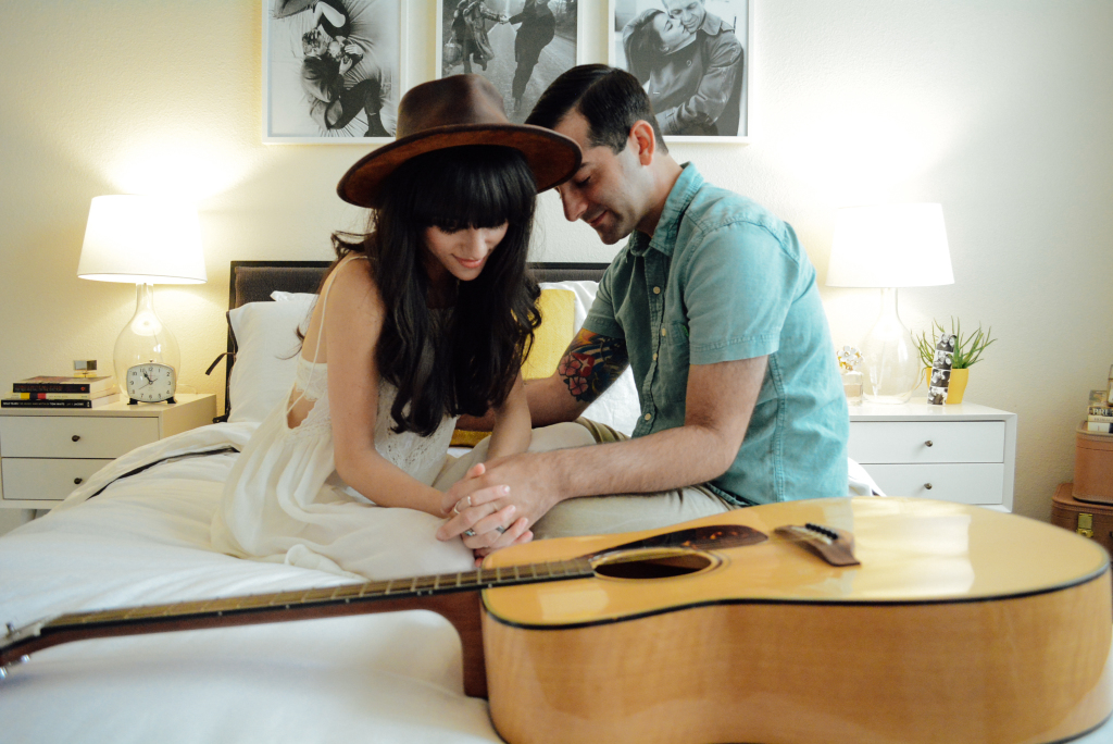 Cả hai cho rằng, việc chăm sóc cây cối cũng đồng nghĩa với việc vun vén gia đình.