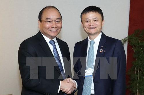 Thủ tướng đề nghị Jack Ma chia sẻ kinh nghiệm khởi nghiệp tại Việt Nam (ảnh: TTXVN)