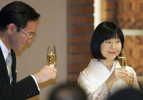 
Đám cưới của công chúa Kuroda là bằng chứng sống cho lối sống hiện đại của người phụ nữ hiện đại.
