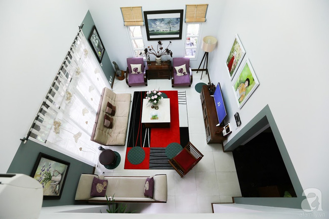 Phòng khách được sắp xếp vô cùng ấn tượng.