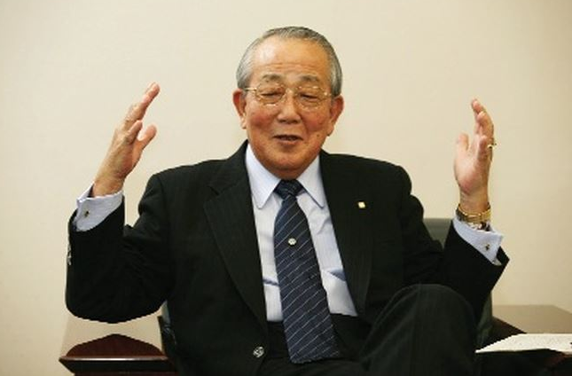 Tỷ phú người Nhật, ông Kazou Inamori.