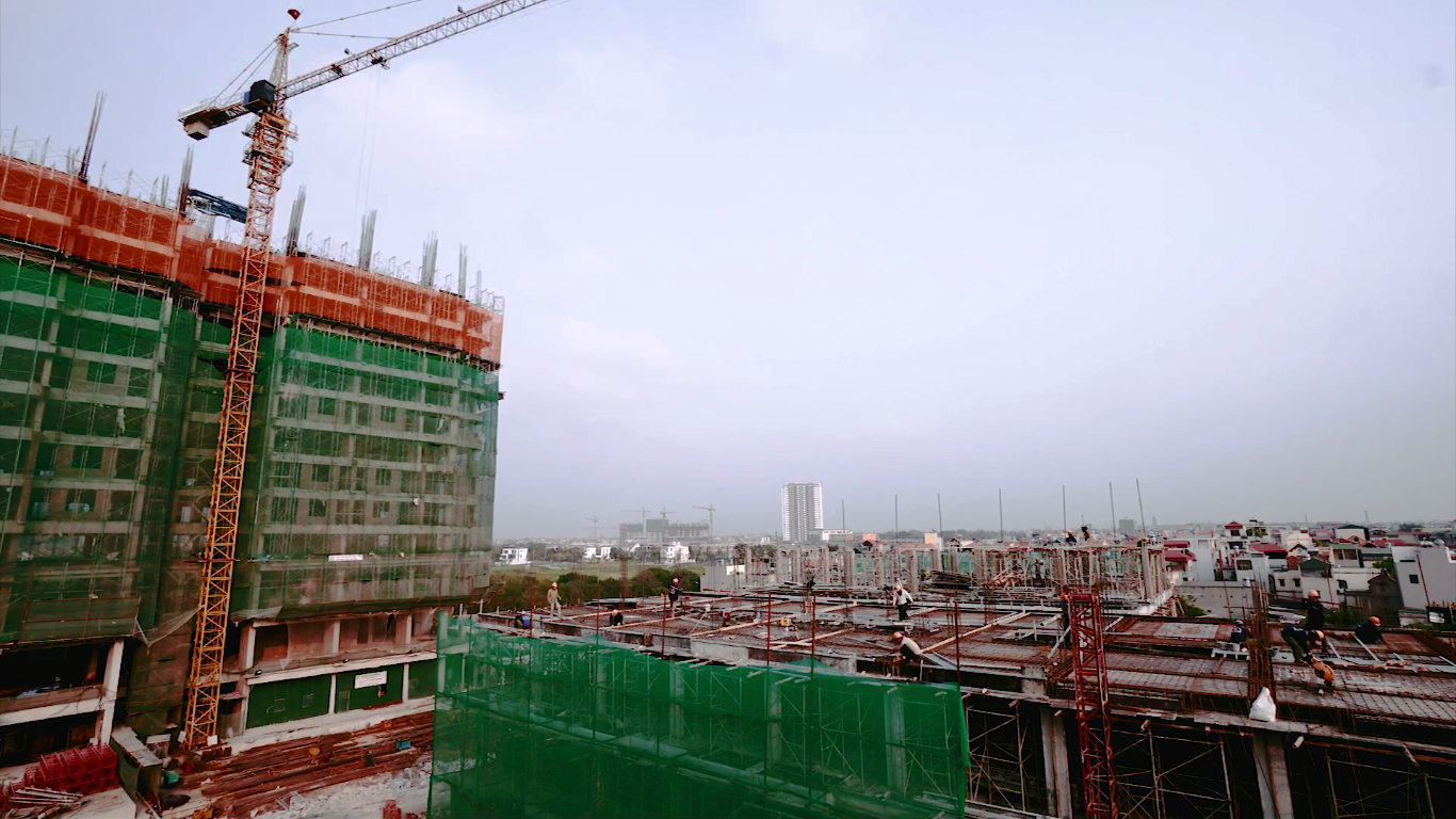 Theo cam kết của chủ đầu tư, các căn hộ chung cư tại đây sẽ được bàn giao vào năm 2018.