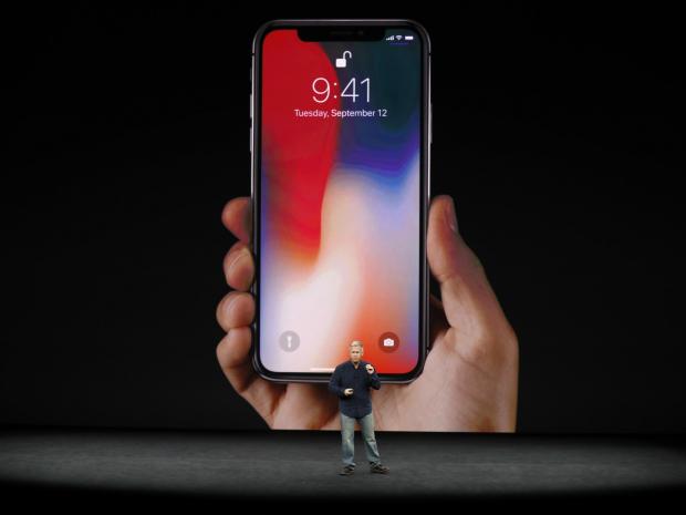 iPhone X trong lễ ra mắt ngày 12/9 theo giờ Mỹ.