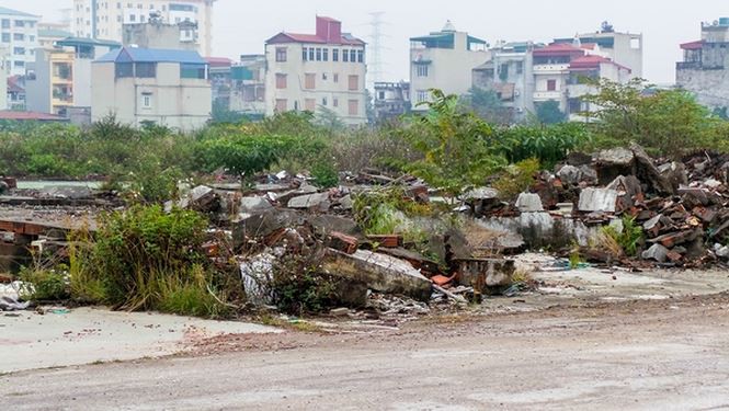 Khu đô thị giữa Thủ đô ôm đất 14 năm không triển khai Địa ốc - Ảnh 4. Khu đô thị giữa Thủ đô ôm đất 14 năm không triển khai Địa ốc - Ảnh 4.