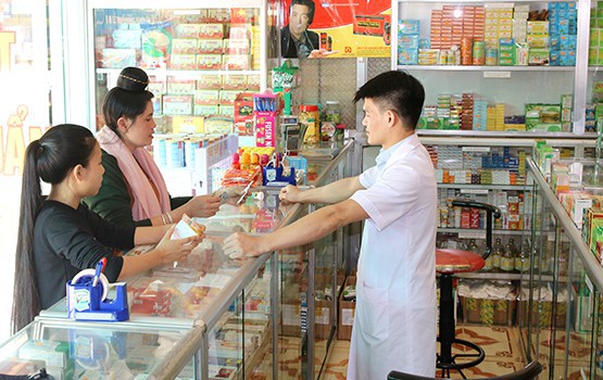  Người Việt cứ ốm là ra hiệu thuốc mua kháng sinh: Đại diện WHO cảnh báo nguy cơ đáng sợ - Ảnh 1.