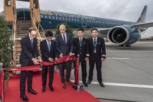 Cận cảnh lắp ráp máy bay A321neo đầu tiên của Vietnam Airlines - Ảnh 2.