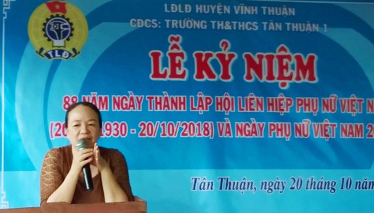 Chuyện lạ: Tiền trong tài khoản trường học liên tục “biến mất” - Ảnh 1.