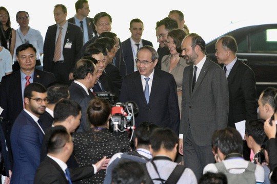 Bí thư Thành ủy Nguyễn Thiện Nhân hội kiến thủ tướng Pháp - Ảnh 2.