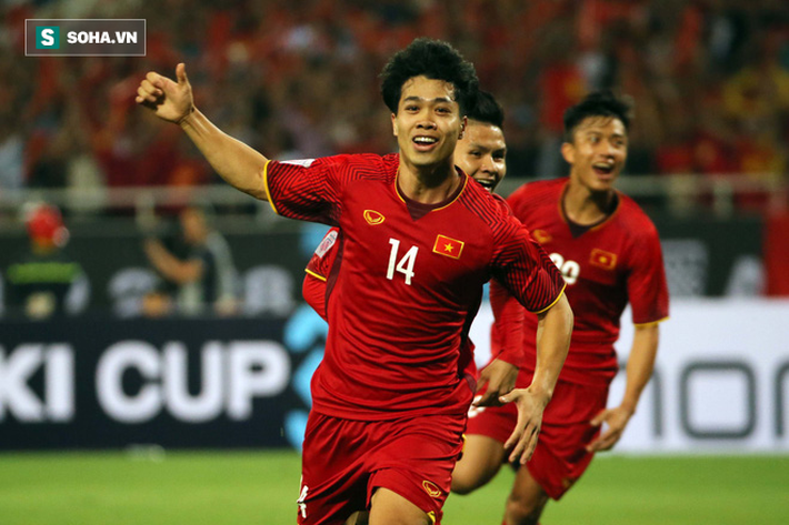 Có một ánh đèn khác mà thầy trò HLV Park Hang-seo sợ hơn cả lazer - Ảnh 2. Có một ánh đèn khác mà thầy trò HLV Park Hang-seo sợ hơn cả lazer - Ảnh 2.