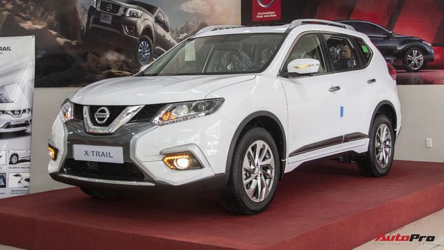 Ma trận giá xe năm 2018 tại Việt Nam: Xe tăng liên tiếp, xe giảm hơn nửa tỷ đồng - Ảnh 3. Ma trận giá xe năm 2018 tại Việt Nam: Xe tăng liên tiếp, xe giảm hơn nửa tỷ đồng - Ảnh 3.