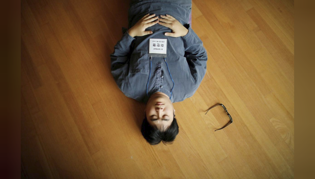 Cuộc sống quá căng thẳng, người trẻ Hàn Quốc sẵn sàng chi 90 USD để được... vào tù ở 1 ngày - Ảnh 17.