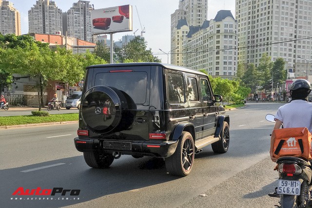 Không phải của Minh “nhựa”, Mercedes-AMG G63 Edition 1 2019 mới nhất của đại gia ngành Y tế? - Ảnh 3.