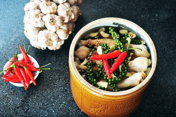 Thêm hạt tiêu vào món ăn để giữ ấm cơ thể nhưng mắc phải sai lầm này khi dùng thì mọi thứ thành công cốc - Ảnh 5.