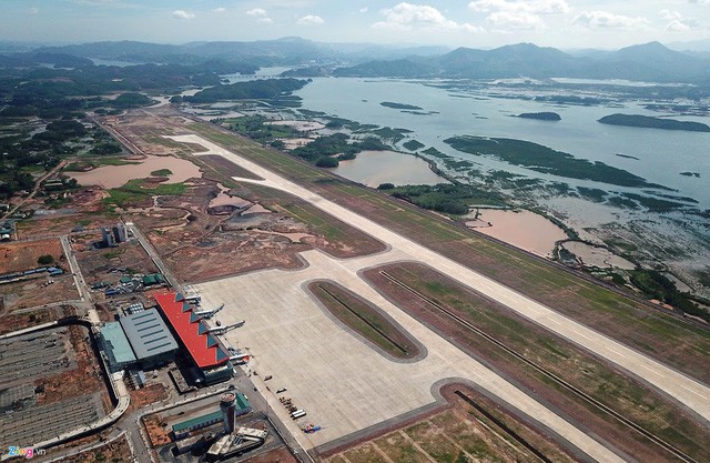 [Hồ sơ] Ngành hàng không 2018: Thị phần Vietjet Air vượt mặt Vietnam Airlines, bầu trời chật chội, hãng tư nhân rậm rịch xin cất cánh - Ảnh 4.