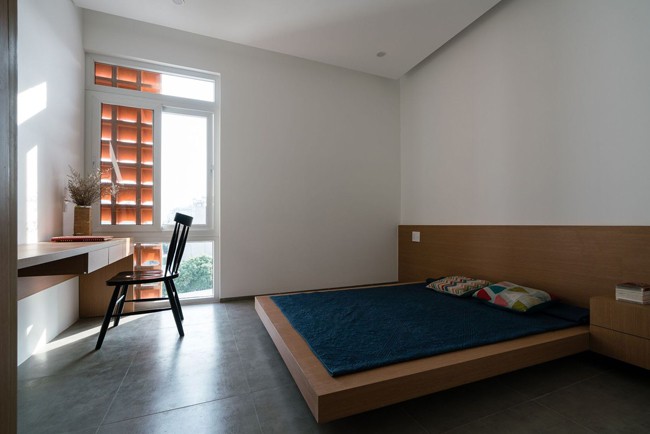 Nhà 43m2 méo mó giữa Sài Gòn xuất hiện ấn tượng trên báo Mỹ - Ảnh 17. Nhà 43m2 méo mó giữa Sài Gòn xuất hiện ấn tượng trên báo Mỹ - Ảnh 17.