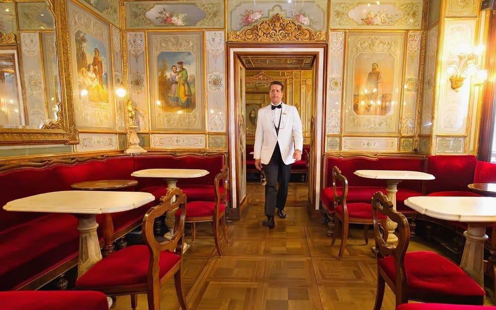 5 quán cà phê siêu sang chảnh hàng đầu thế giới: Không gian thư giãn của giới thượng lưu - Ảnh 10. 5 quán cà phê siêu sang chảnh hàng đầu thế giới: Không gian thư giãn của giới thượng lưu - Ảnh 10.