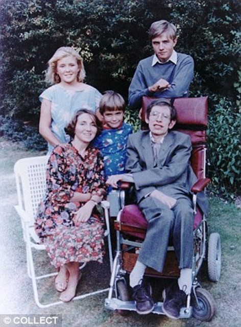 Chuyện tình tan hợp - hợp tan giữa Stephen Hawking và người vợ Jane Wilde: Tình yêu vĩ đại đem đến phép nhiệm màu, dù 11 năm xa cách vẫn quay về với nhau - Ảnh 7.