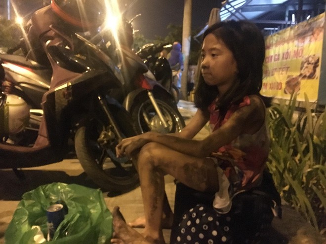 Cháy chung cư cao cấp ở Sài Gòn giữa đêm, ít nhất 13 người thiệt mạng - Ảnh 3. Cháy chung cư cao cấp ở Sài Gòn giữa đêm, ít nhất 13 người thiệt mạng - Ảnh 3.