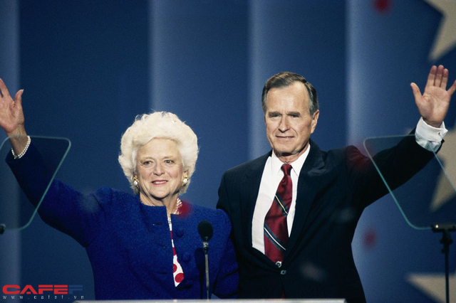 Câu chuyện tình 73 năm nồng đượm yêu thương của cựu Tổng thống Mỹ George HW Bush: Cho đến tận bây giờ, cảm xúc và tình yêu anh dành cho em vẫn không có gì thay đổi” - Ảnh 2.