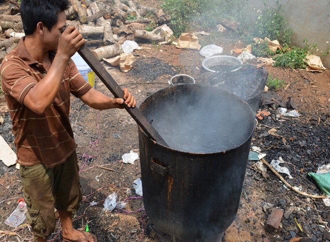 (SỐC) Phát hiện nhiều mẫu cà phê bột không có… cà phê ở Đắk Nông! - Ảnh 2. (SỐC) Phát hiện nhiều mẫu cà phê bột không có… cà phê ở Đắk Nông! - Ảnh 2.